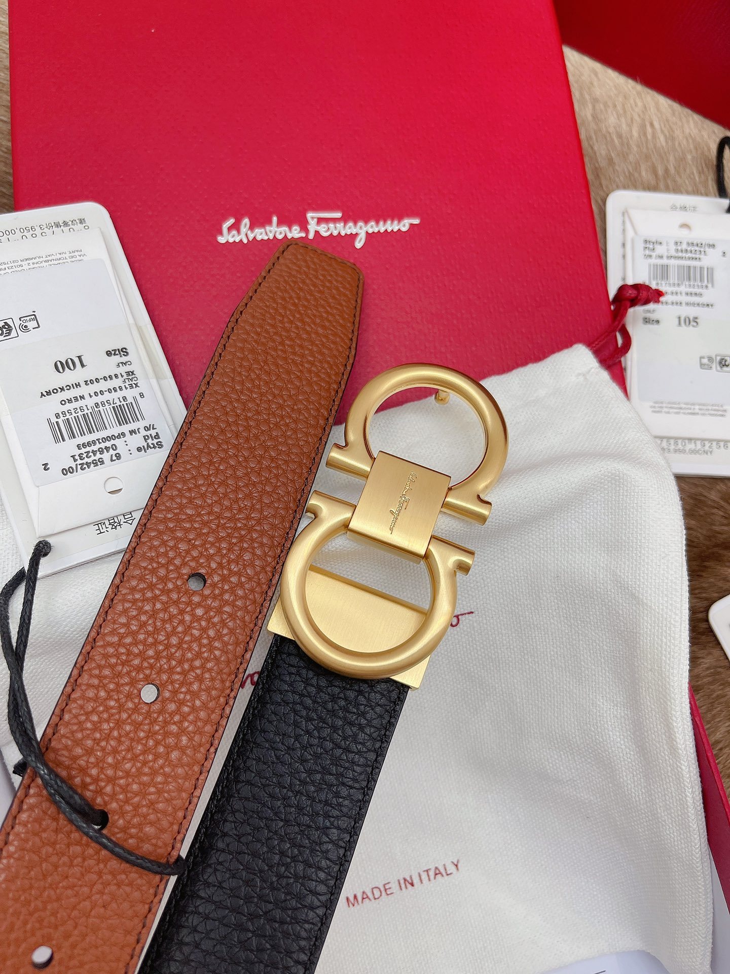 【新規倉庫入り】Salvatore Ferragamo 職人仕上げ高級ベルト「全長約 100cm」