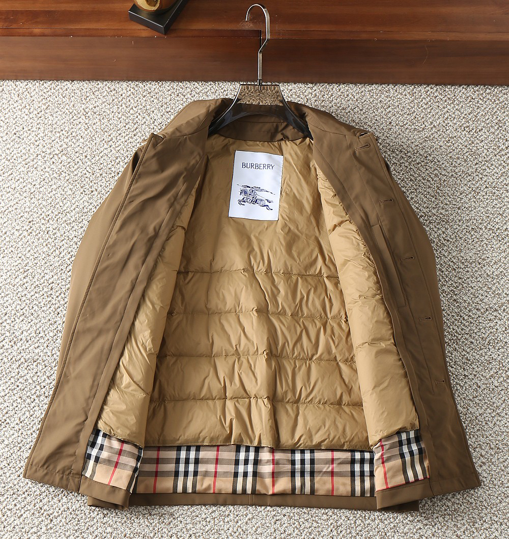 バーバリー「Burberry」秋冬 クイルティッドダウンジャケット