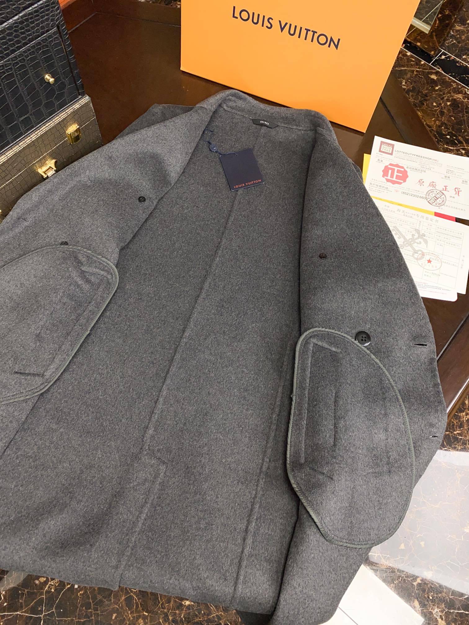 ルイ・ヴィトン「Louis Vuitton」メンズ カシミア オーバーコート