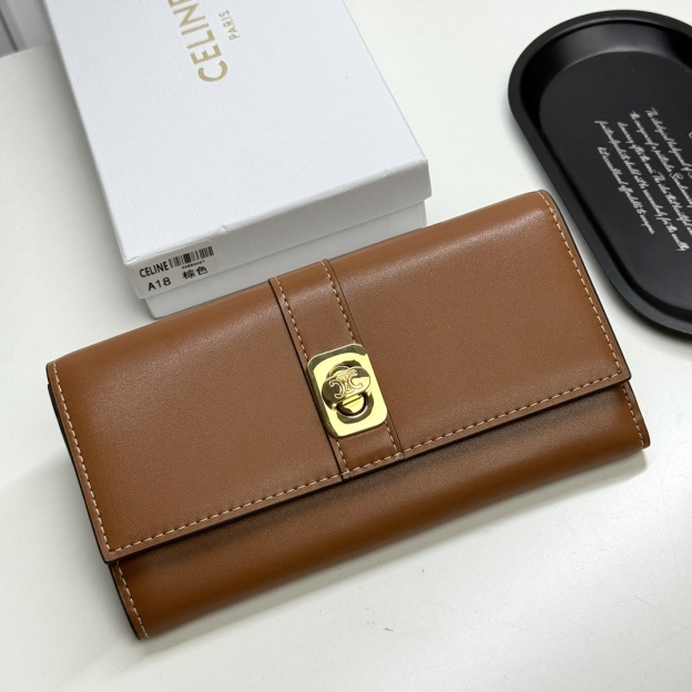 セリーヌ「Celine」ラージジップウォレット