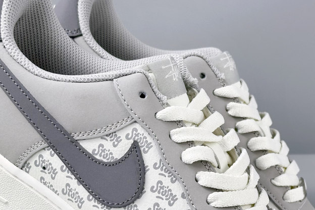 ナイキ「Nike」ク ロー カジュアルスニーカー