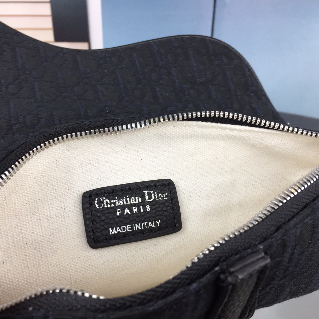 ディオール「Dior」SADDLE メンズ ショルダーバッグ