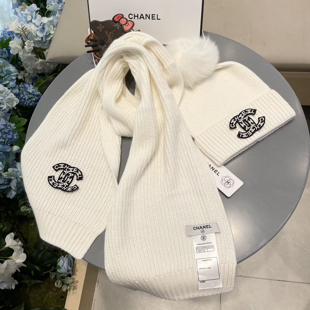 【定番人気】シャネル 秋冬 防寒アクセサリー マフラー＆ハットセット