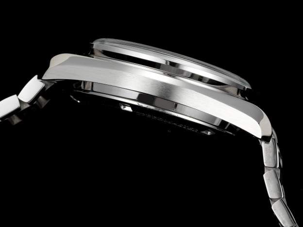 オメガ スピードマスター 42mm