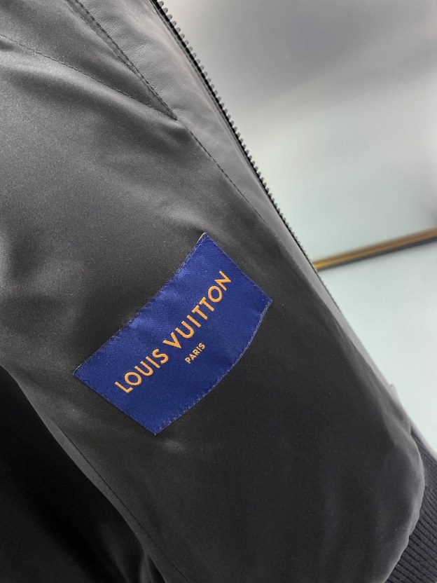 ルイ・ヴィトン「Louis Vuitton」 ウール エンブロイダリー ベースボール ジャケット