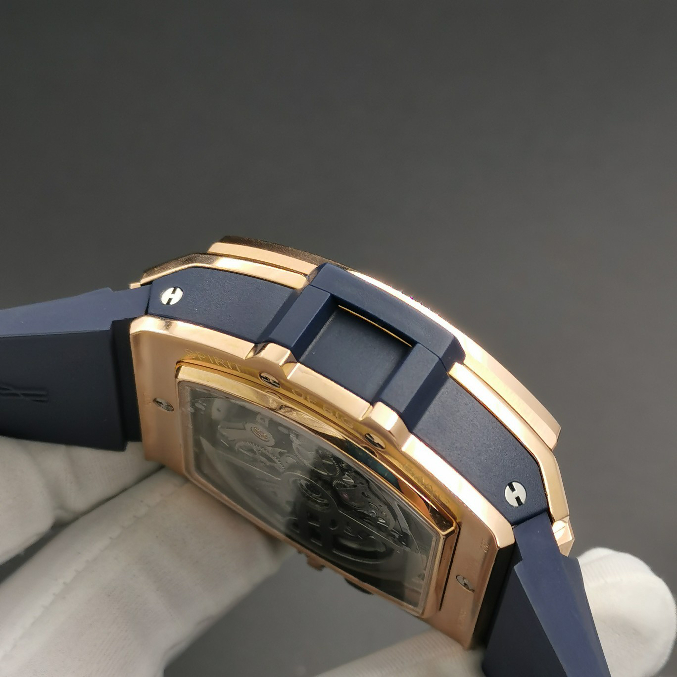 ウブロ［Hublot］スピリット オブ ビッグバン クロノグラフ メンズウォッチ42MM