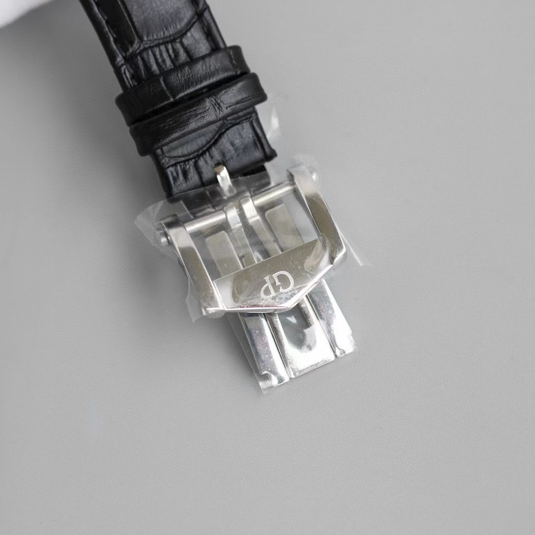 ジラール・ペルゴ「Girard-Perregaux」ラウレアート クロノグラフ 腕時計42MM