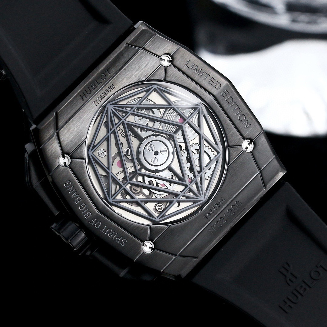 ウブロ［Hublot］ビッグバン ソウル サンブルー タトゥー メンズウォッチ40MM