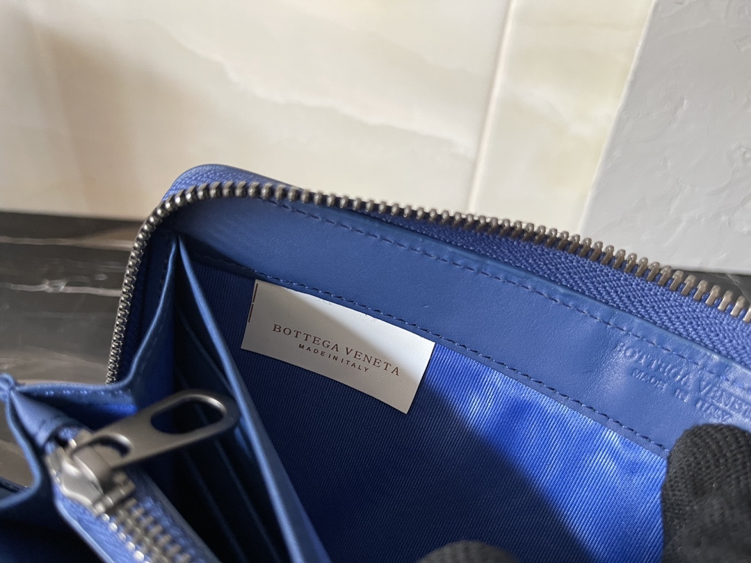 ボッテガ・ヴェネタ「Bottega Veneta」メンズ ザッパー ロング ウォレット