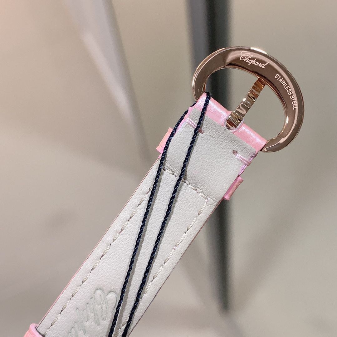 ショパール「Chopard」ハッピースポーツ オーバル レディースウォッチ36MM