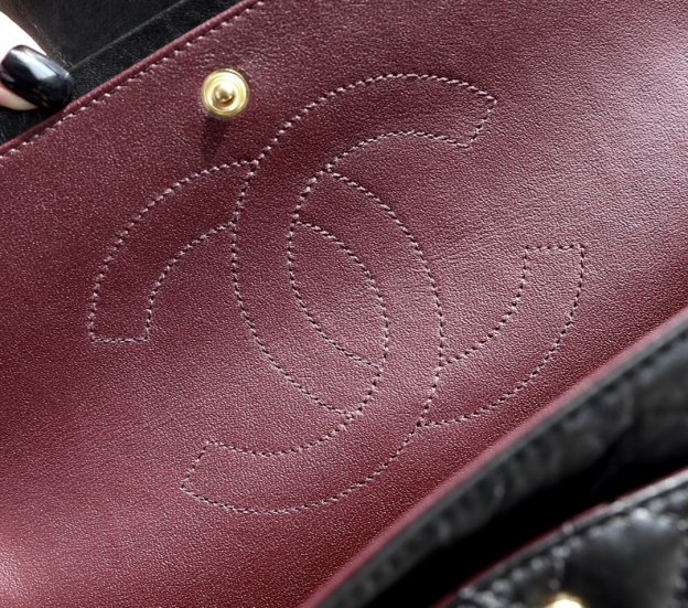 シャネル「Chanel」クラシック フラップバッグ ミディアム