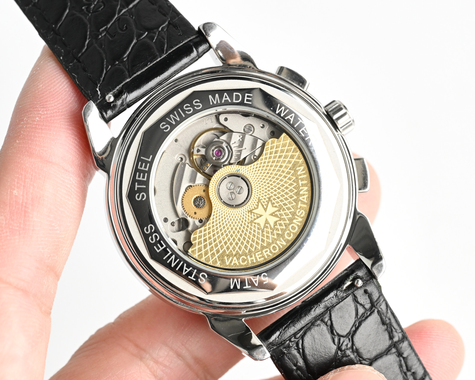 ヴァシュロン・コンスタンタン［Vacheron Constantin］タン Patrimony Traditionnelle 伝承シリーズ 自動機械式腕時計41MM