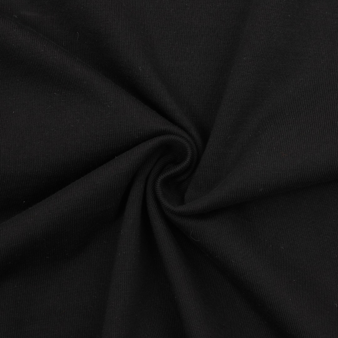 プラダ「Prada」 グラデーション ハンドペイント レター クルーネックTシャツ