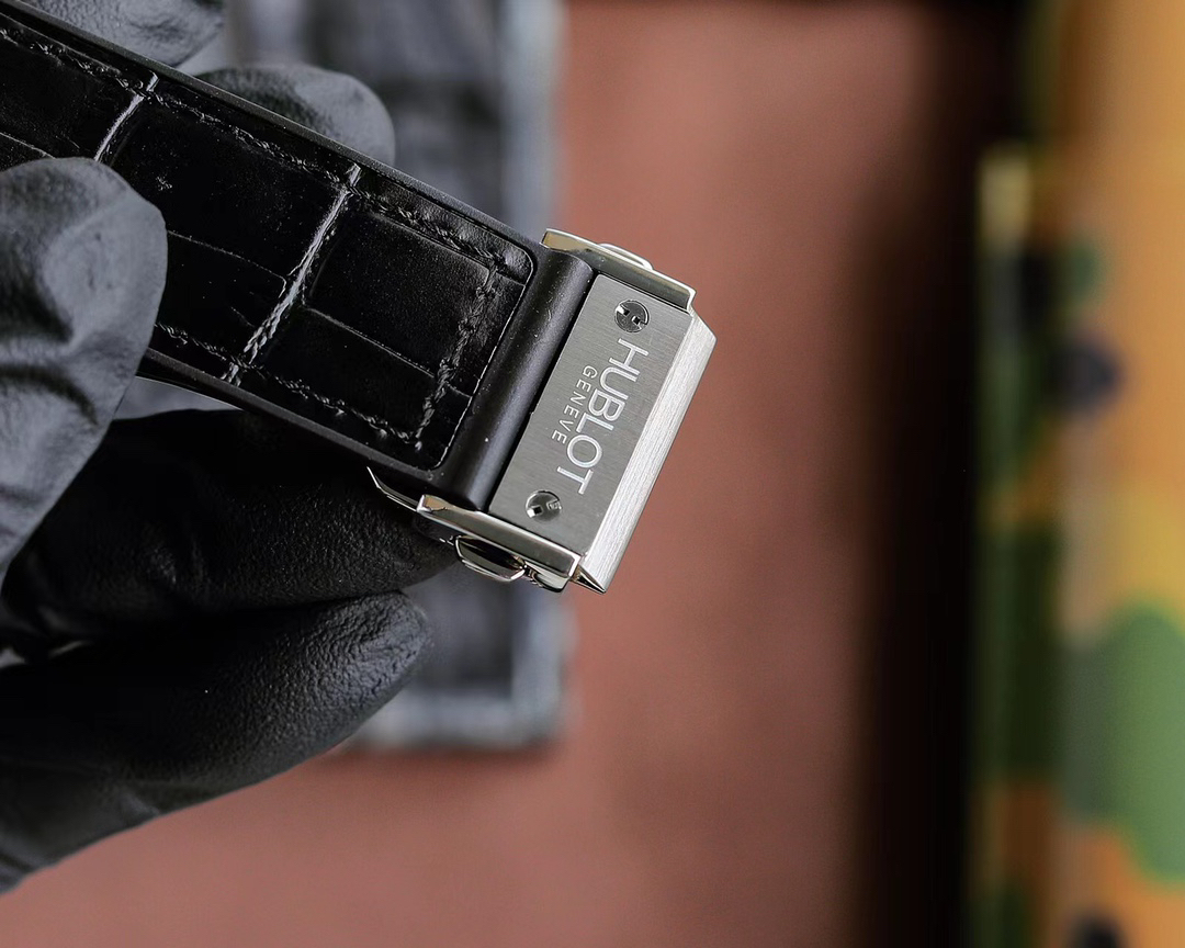 ウブロ「Hublot」クラシック フュージョン クロノグラフ ウォッチ 45mm