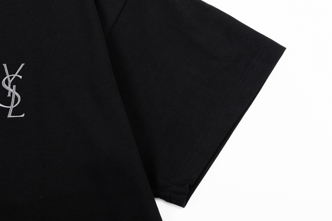 サンローラン「Saint Laurent」エンブロイダードロゴ トップス