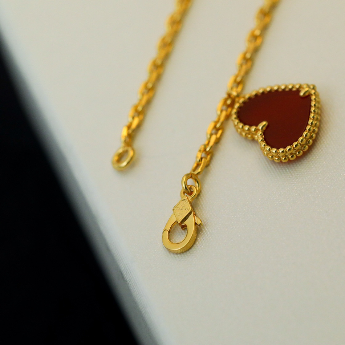 ヴァン クリーフ＆アーペル「Van Cleef & Arpels」 Lucky Alhambra 18Kゴールド フラワー ブレスレット19cm