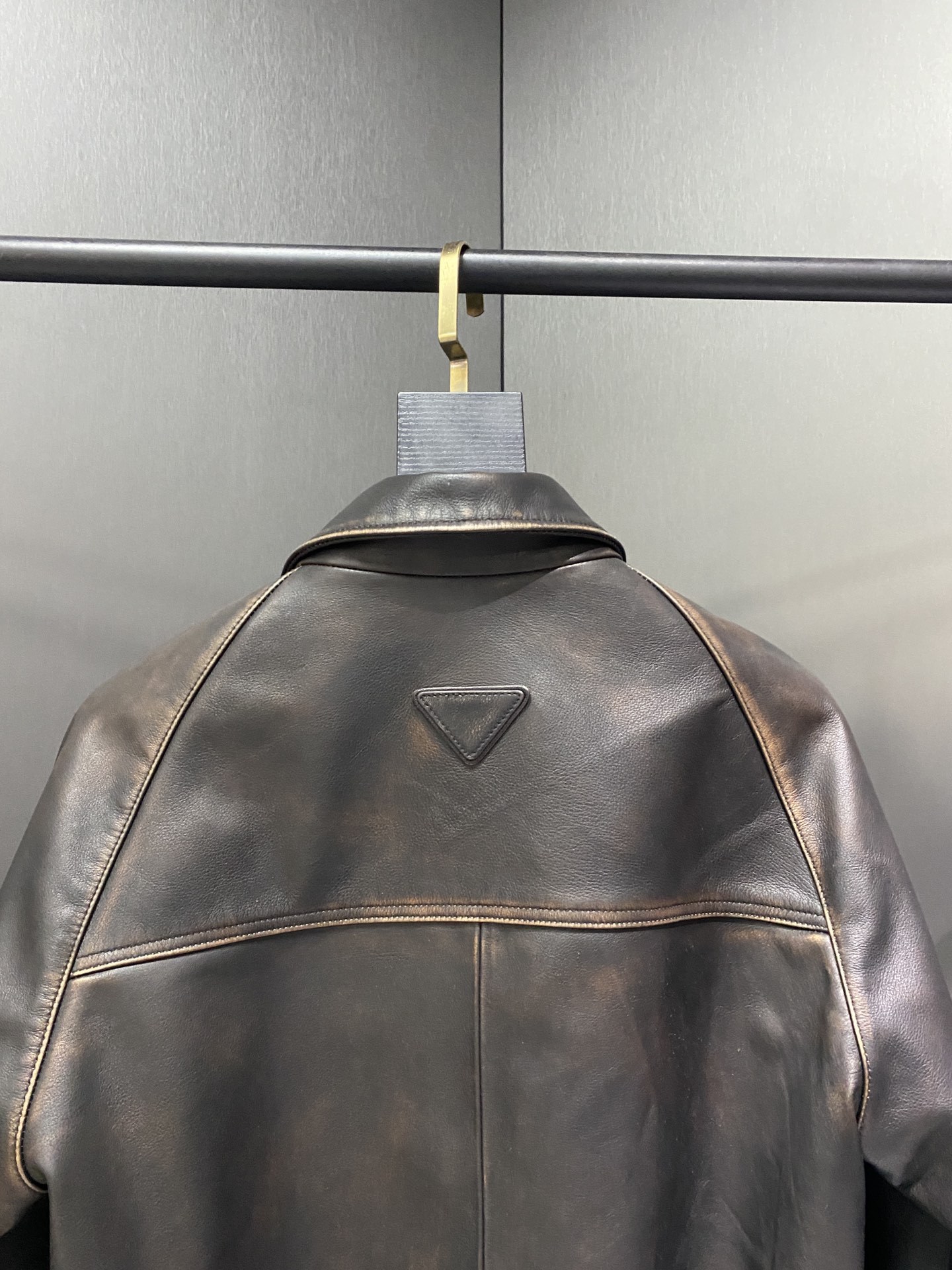 プラダ「Prada」秋冬新作 メンズヘッドレザージャケット