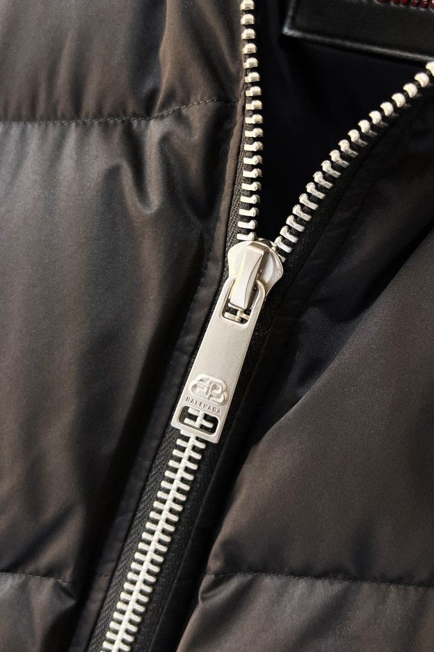 バレンシアガ「Balenciaga」‌2024 ss大爆型ファッションダウンジャケット