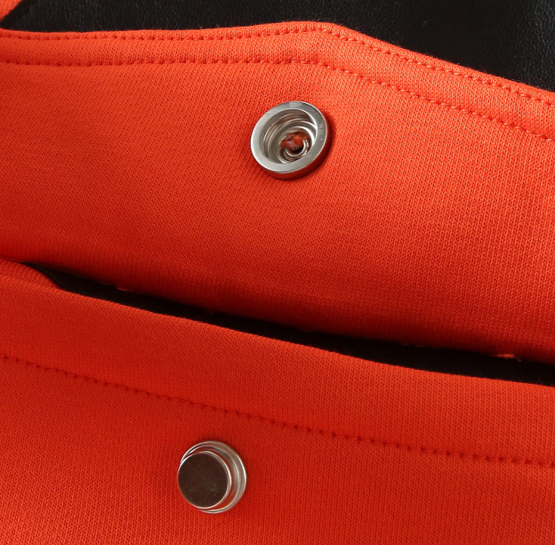 エルメス「Hermès」新作クラシックラウンドネックプルオーバーフーディ