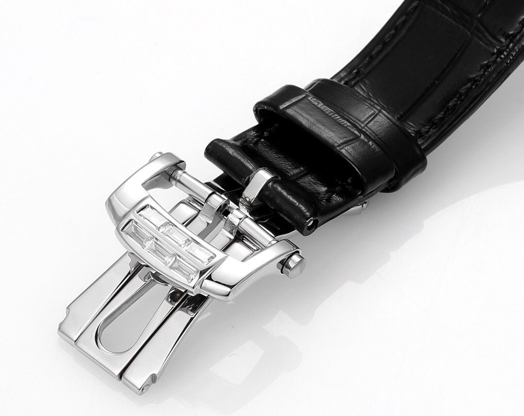 パテック フィリップ「Patek Philippe」「鋼王の王」ウォッチ 5712GR-衝撃的デビュー