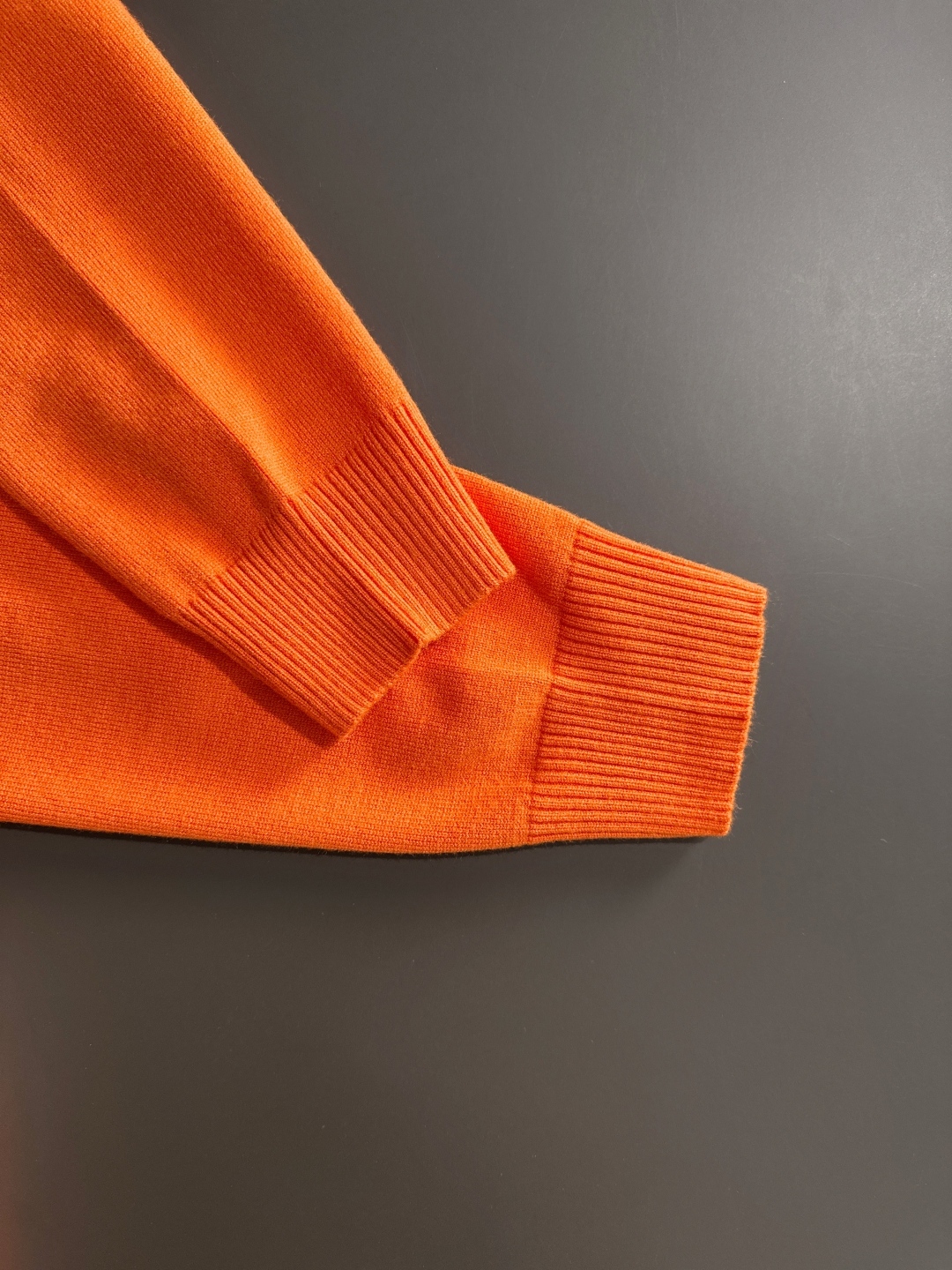 エルメス「Hermès」秋冬全身ジャージー柄新作シンプル丸首ニットウールセーター