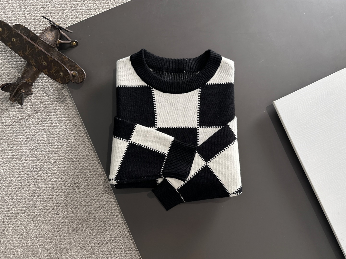 グッチ「Gucci」秋冬に欠かせないウールニットセーター