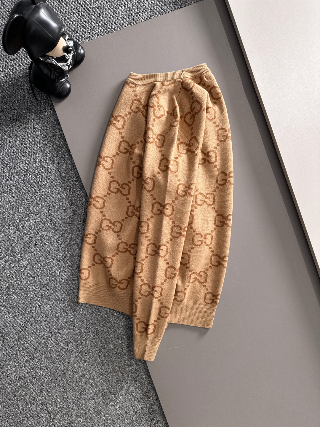 グッチ「Gucci」秋冬ウール混紡丸首プルオーバーニットセーター