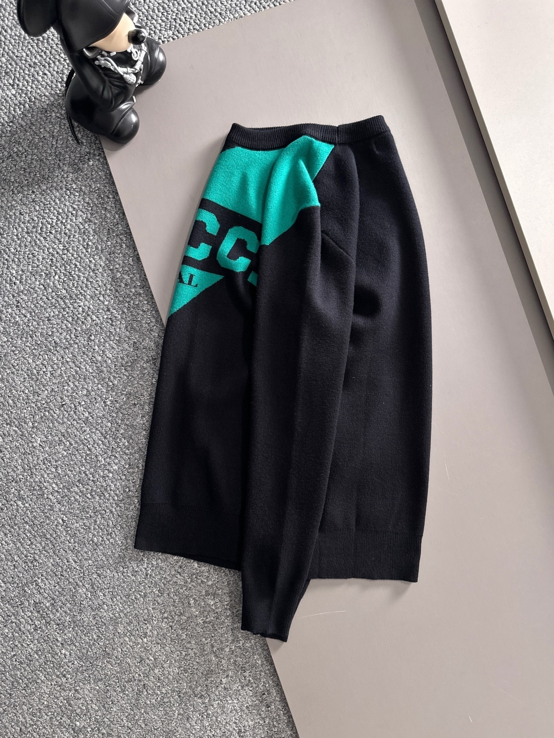 グッチ「Gucci」秋冬ウール混紡丸首プルオーバーニットセーター