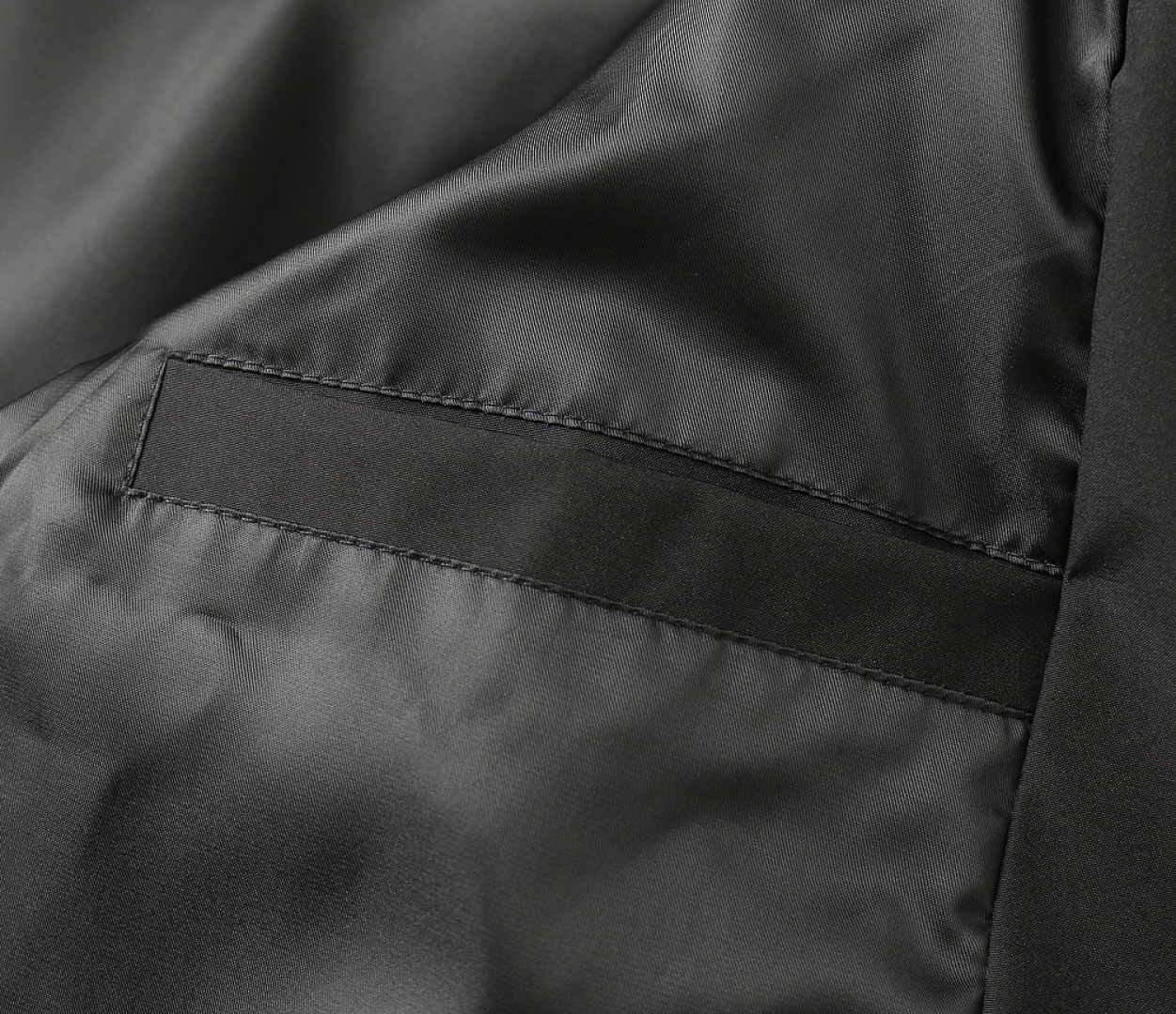 グッチ「Gucci 」秋冬新作メンズフード付きジャケット