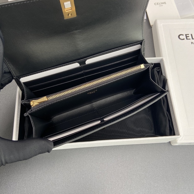 セリーヌ「Celine」TRIOMPHE16 光沢牛革財布