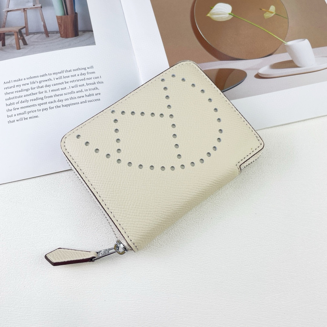 エルメス「Hermès」Silk'in ショートウォレット