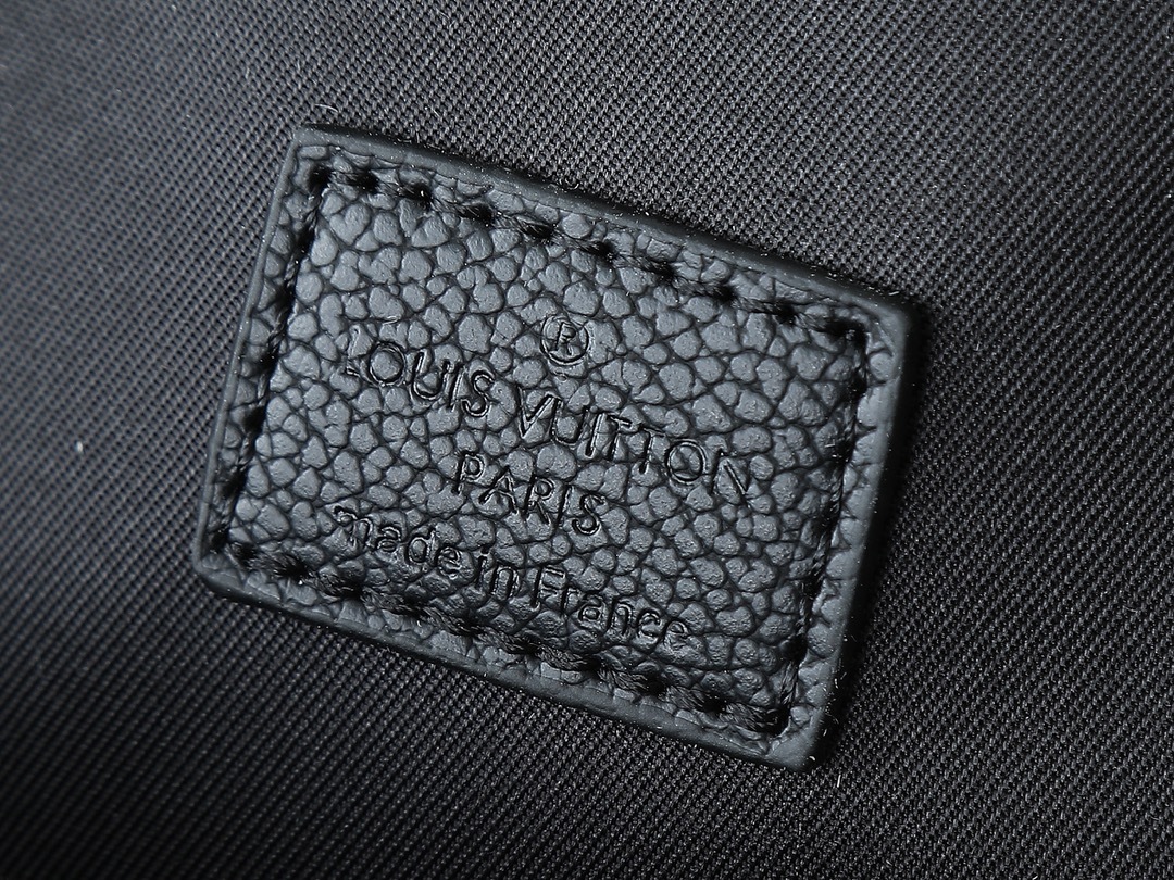 ルイ・ヴィトン「Louis Vuitton」パイロット チェストバッグ