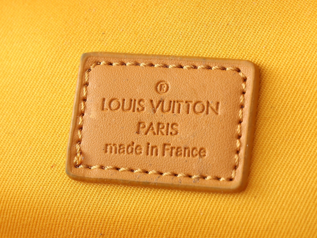 ルイ・ヴィトン「Louis Vuitton」Avenue ウエストバッグ