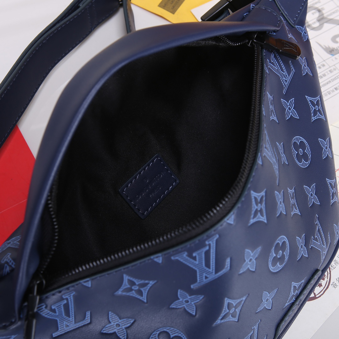 ルイ・ヴィトン「Louis Vuitton」ディスカバリー･バムバッグ PM