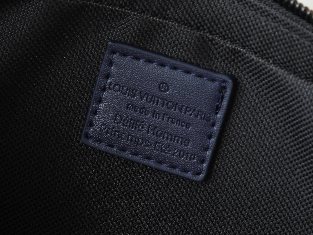 ルイ・ヴィトン「Louis Vuitton」新作 Trio メッセンジャーバッグ