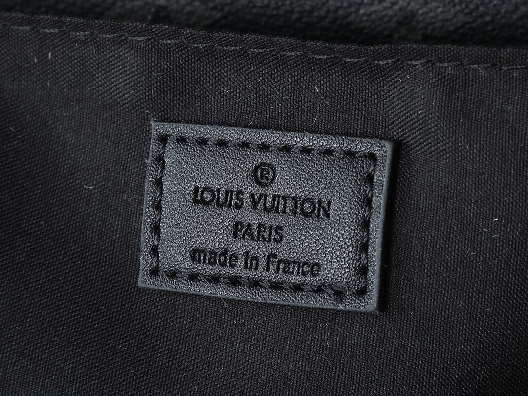 ルイ・ヴィトン「Louis Vuitton」S-Cape メッセンジャーバッグ