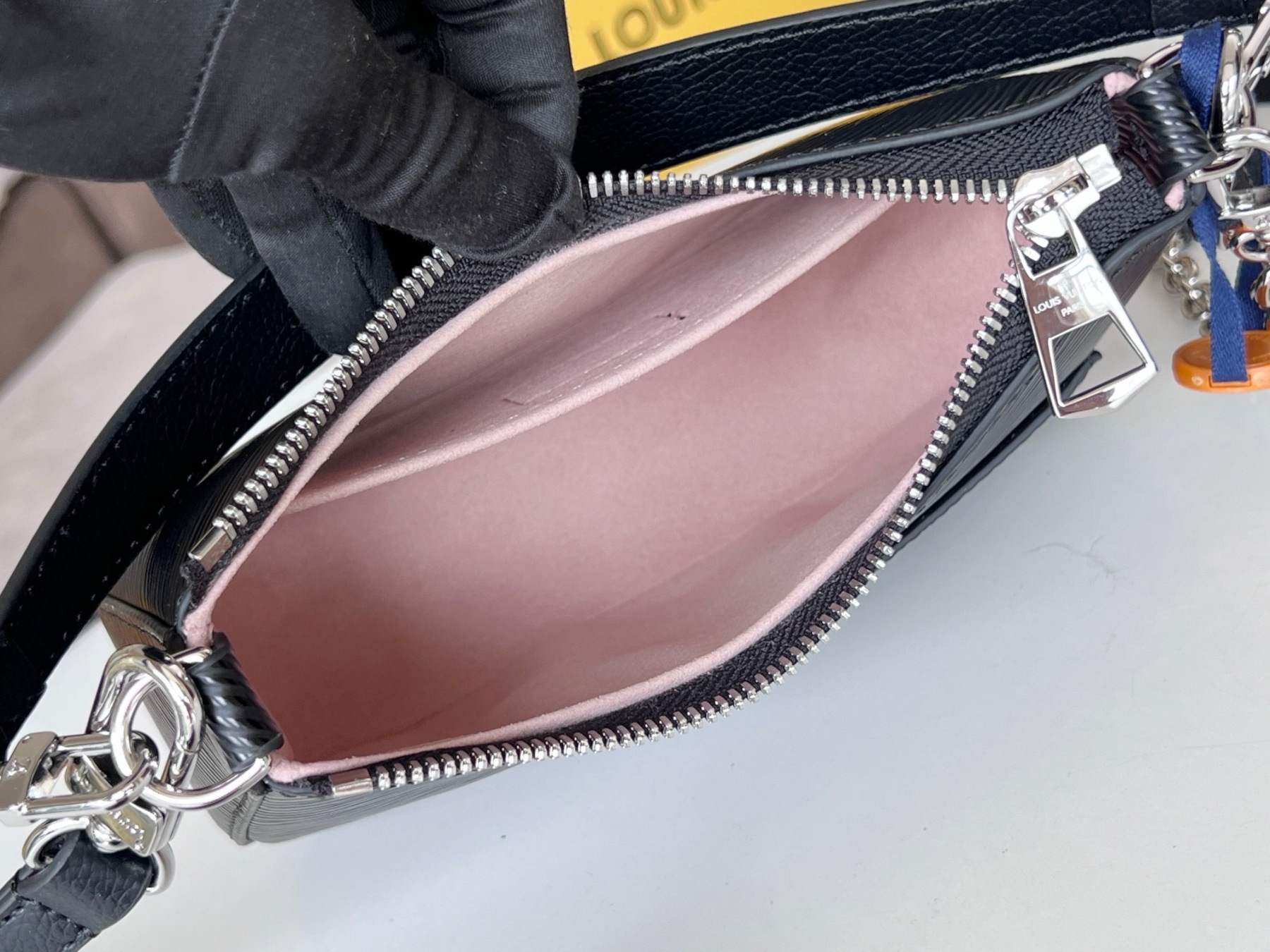 LOUIS VUITTON  Marelliniマレリーニ m20998