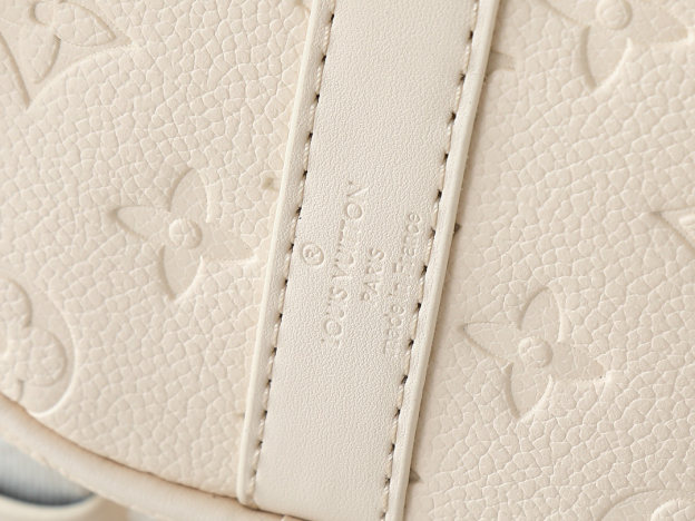 ルイ・ヴィトン キーポル･バンドリエール 25