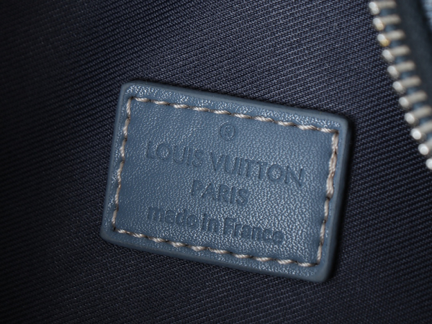 ルイ・ヴィトン キーポル･バンドリエール 25