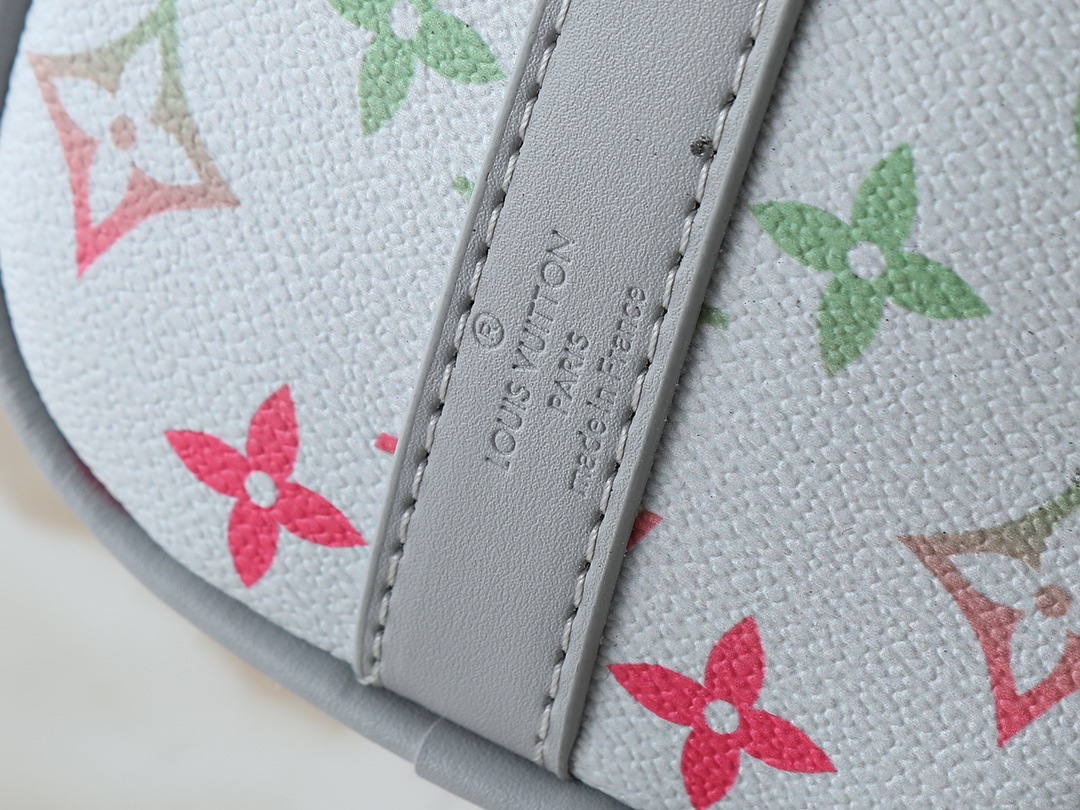 ルイ・ヴィトン キーポル･バンドリエール 25