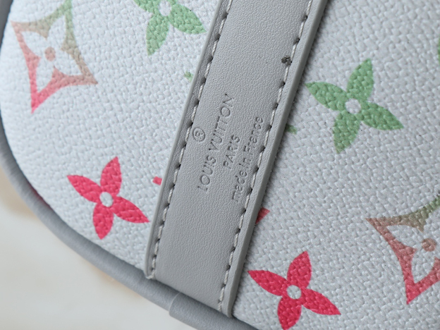 ルイ・ヴィトン キーポル･バンドリエール 25