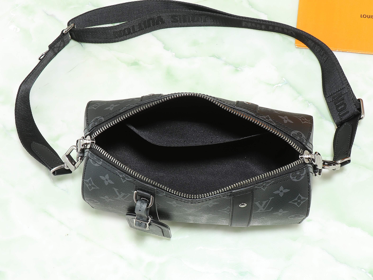 ルイ・ヴィトン シティ･キーポル･バンドリエー