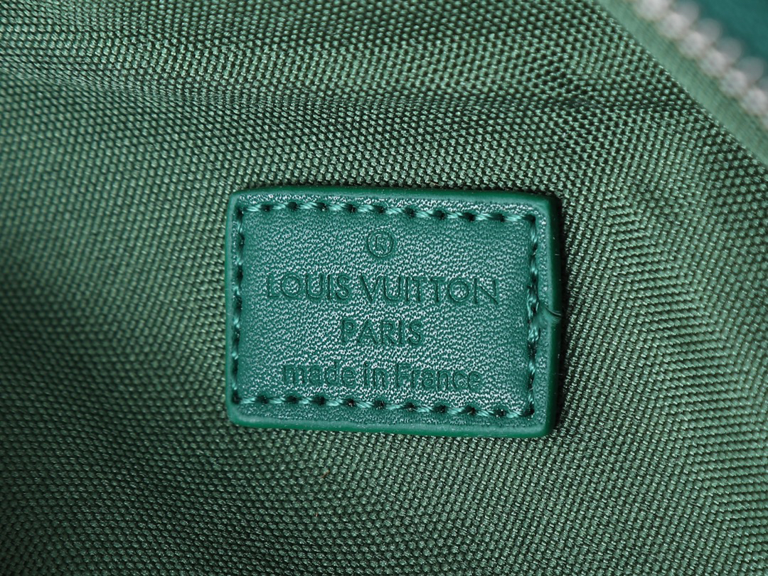 ルイ・ヴィトン ラッシュ･バムバッグ