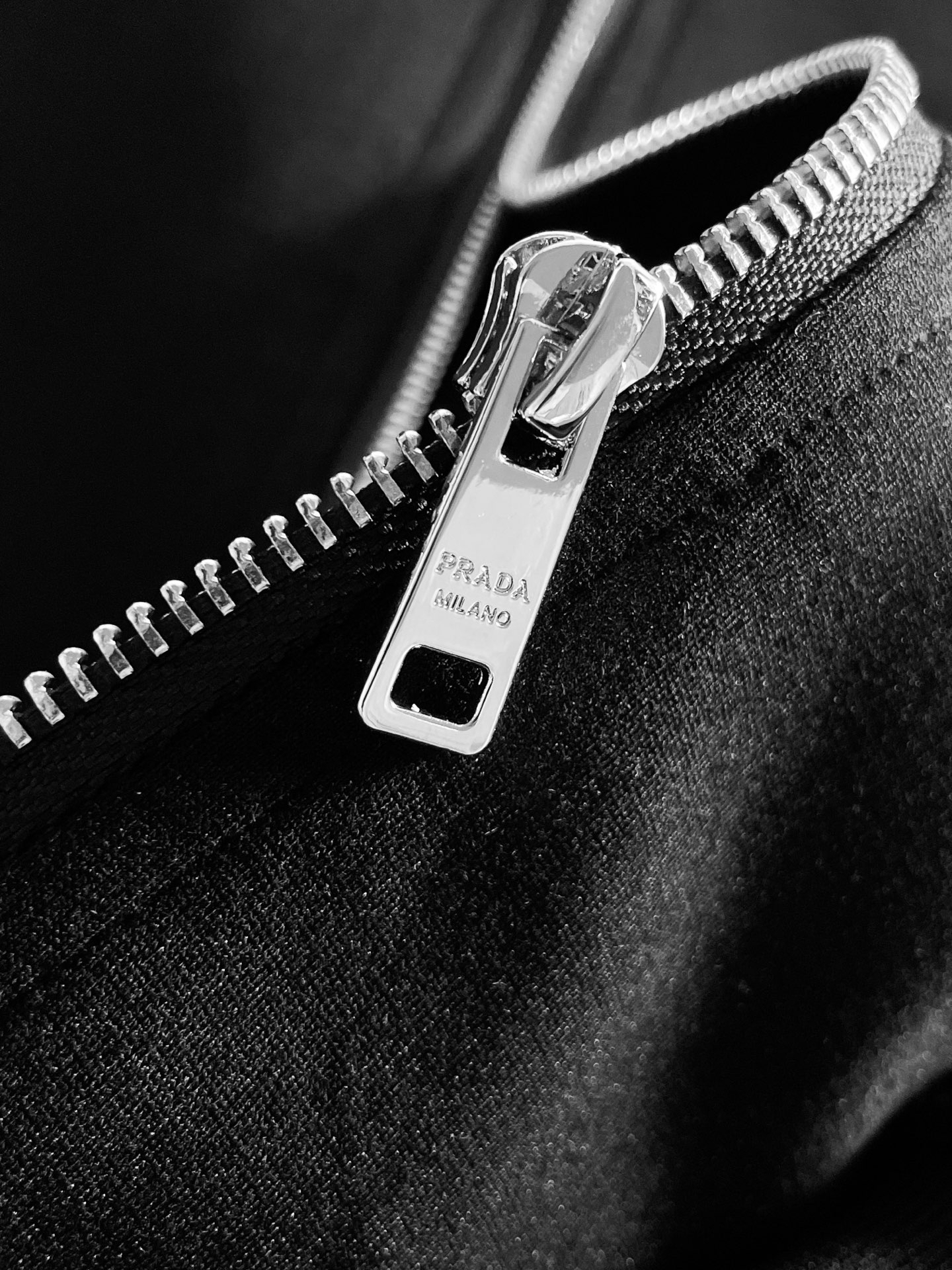 プラダ「Prada」メンズ  カジュアルスポーツセット