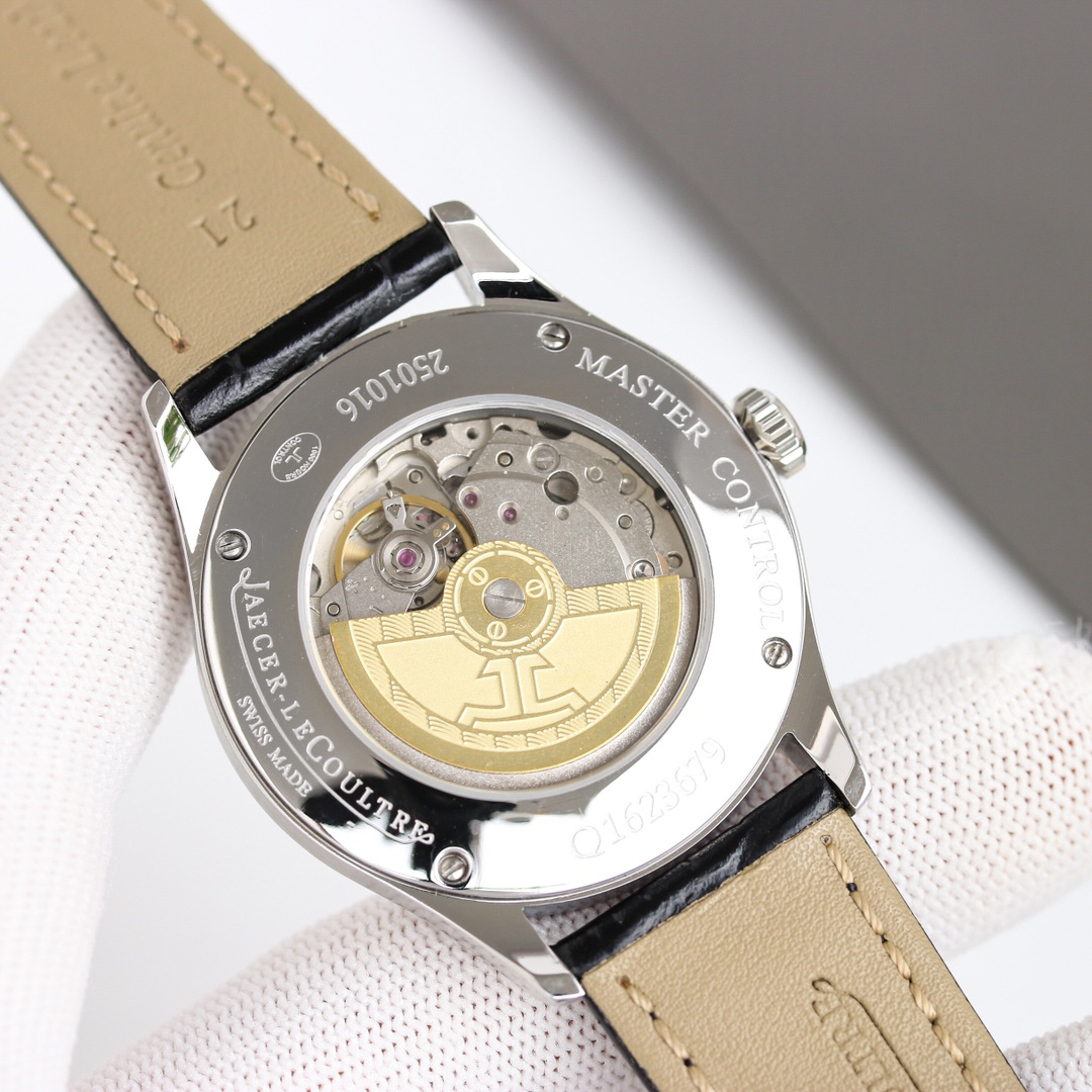 ジャガー ルクルト「Jaeger-LeCoultre」マスター・ウルトラスリム デイト 39MM