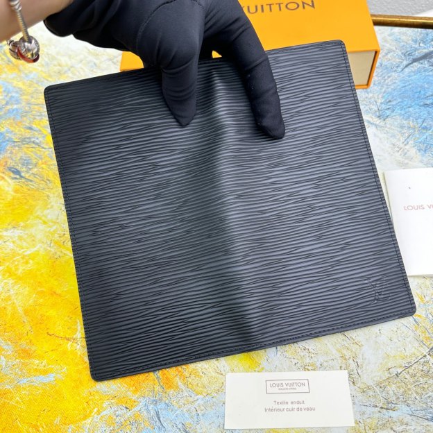 ルイ・ヴィトン ブラッツァ・ウォレット