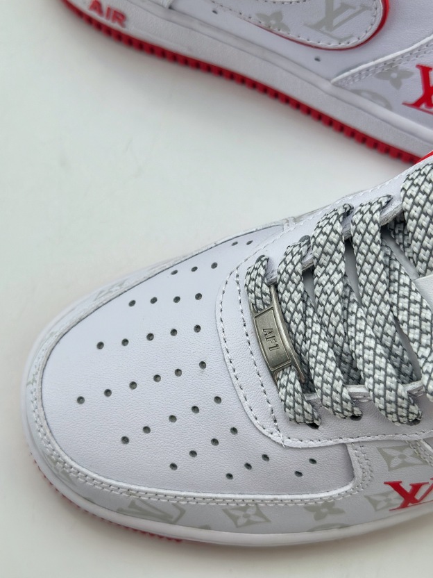 「コラボモデル」Louis Vuitton x Nike Air Force 1 Low スニーカー