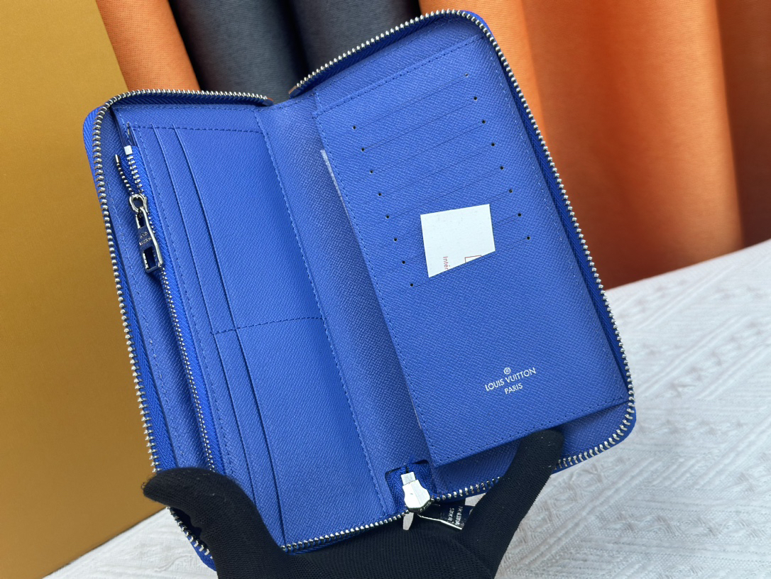 ルイ・ヴィトン ジッピー ウォレット･ヴァーティカル「エブリデイ LV 限定モデル」