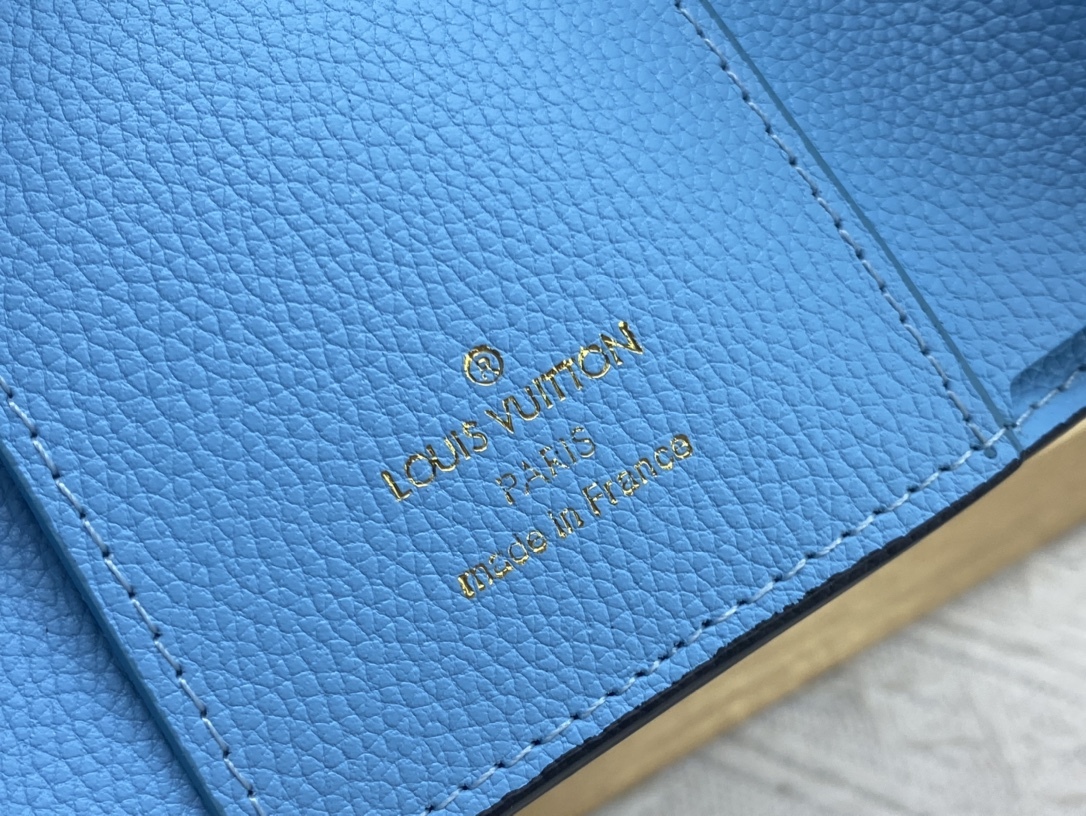 ルイ・ヴィトン ポルトフォイユ･ヴィクトリーヌ ウォレット