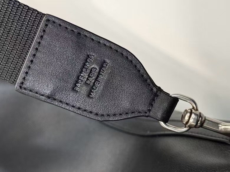 バレンシアガ「Balenciaga」RODEO メンズ メッセンジャーバッグ